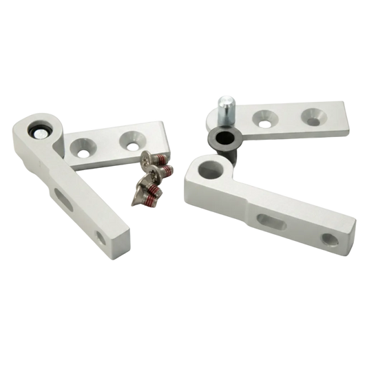Produktabbildung der Kingspan STG Schwenkkonsole SBLM/S. Die Metallkonsole dient als Befestigungselement für LM-Kettenantriebe und ermöglicht eine stabile sowie bewegliche Montage am Fensterrahmen oder Fensterflügel.